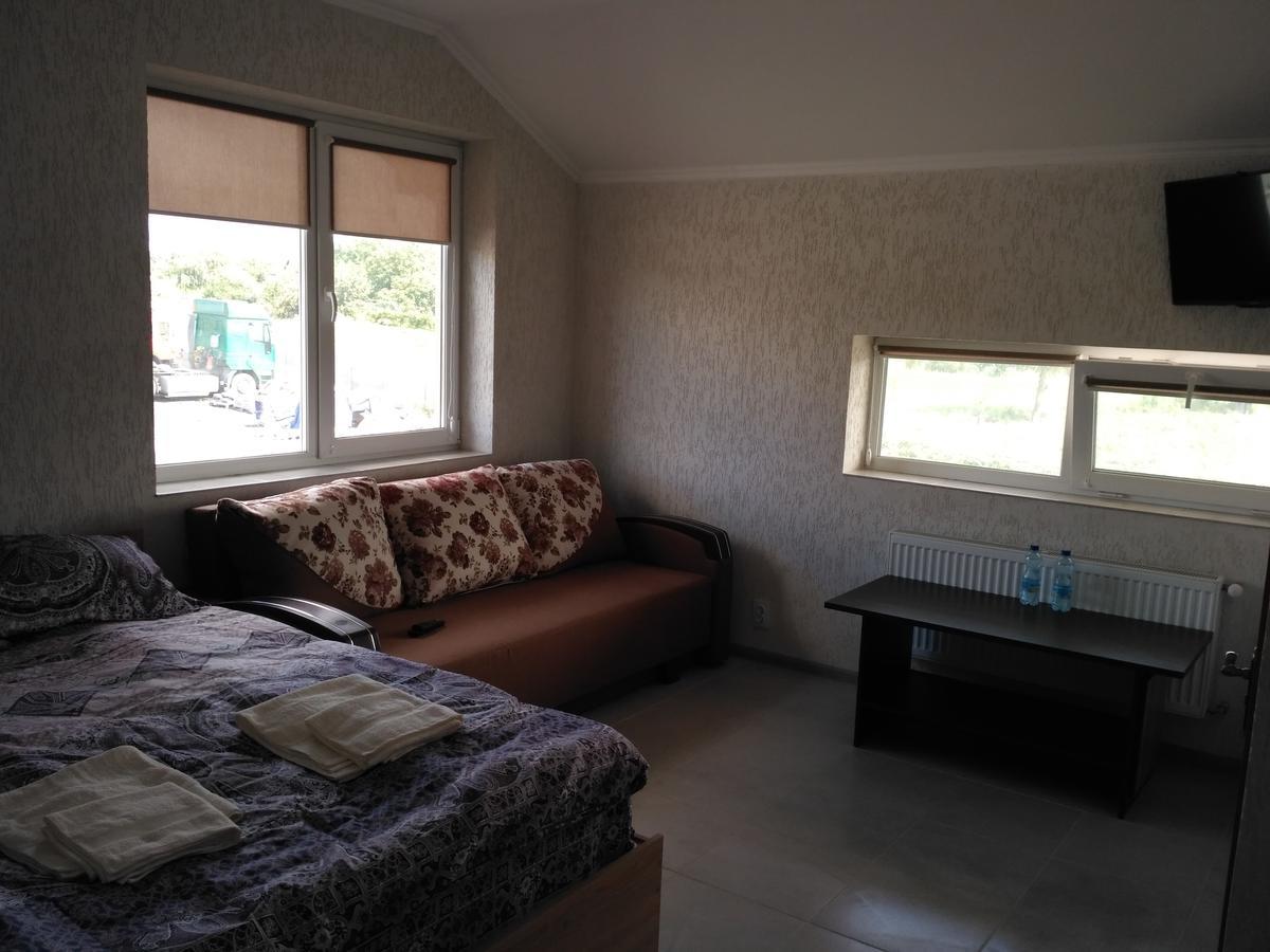 Motel Lutsk Lutsʼk Exterior foto
